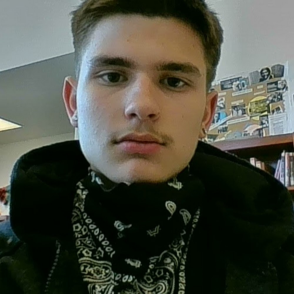 Meet your Posher, Brandon